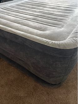 KING SIZE AIR MATTRESS