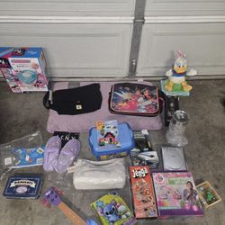 Free $3  Dólares Cada Cosa 