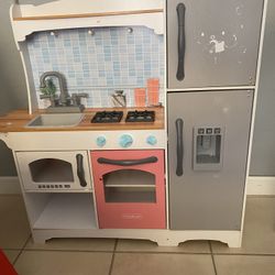 Kids Play Kitchen
