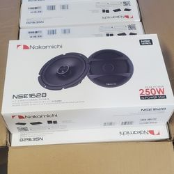 NAKAMICHI 6 1/2 DOOR SPEAKERS 