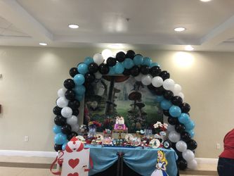 Alice and wonderland party