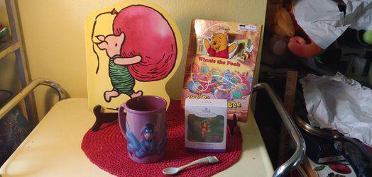 POOH COLLECTIBLES LOT