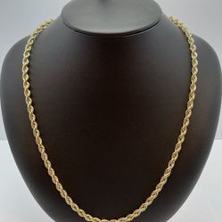 14K Gold Rope Chain. 