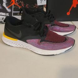 Nike Odyssey React Flyknit 2 AH1015 005 Men's Size 11