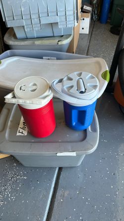 Water Container