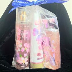 Love's Sweet Symphony: Indulge in the Enchanting Embrace of Sweet Pea