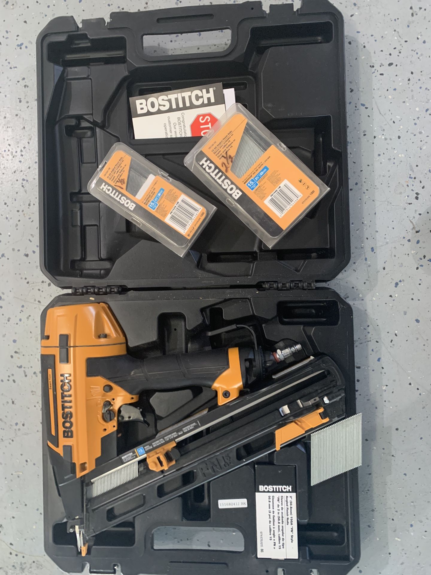 Bostitch Finish Nailer – 15 Gauge w/nails