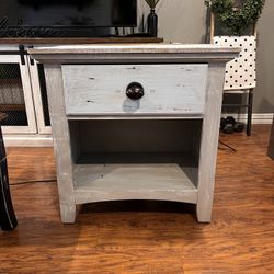 Accent Table 