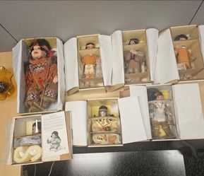 -7- NATIVE AMERICAN DOLLS VINTAGE INDIAN DANBURY MINT
