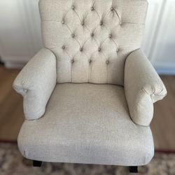 Cream Tufted Back Armchair w/ Blk/ Brown Legs
