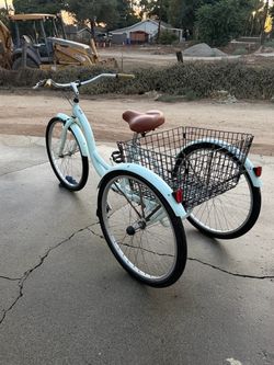26 INCH THREE WHEEL BIKE