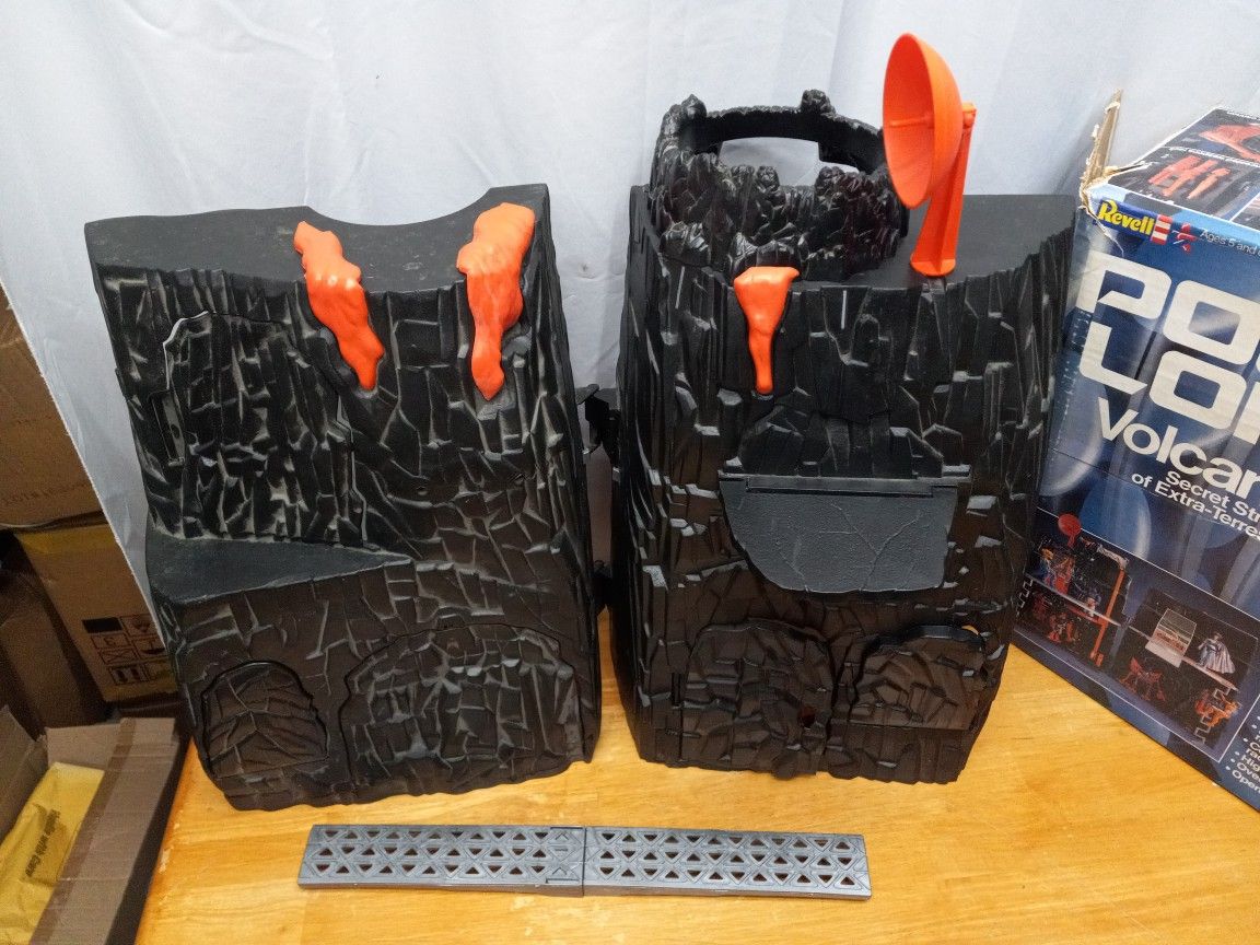 Figurine Volcan Rock - Power Lords (Dashboard) - Occasion