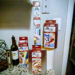 🎂 Cake Boss Decorating Kit Bundle – New! $40 Set or $10 ea
