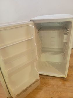 Mini Fridgerator  for Indoor Outdoor!