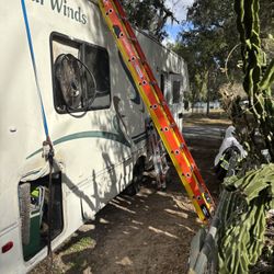 28 Foot Fiberglass Extension, Ladder