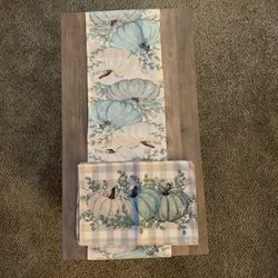 Pumpkin Table Runner and Placemats