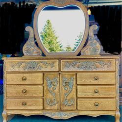 10 Drawer Oak Dresser Chest with Heart Shaped Beveled Mirror