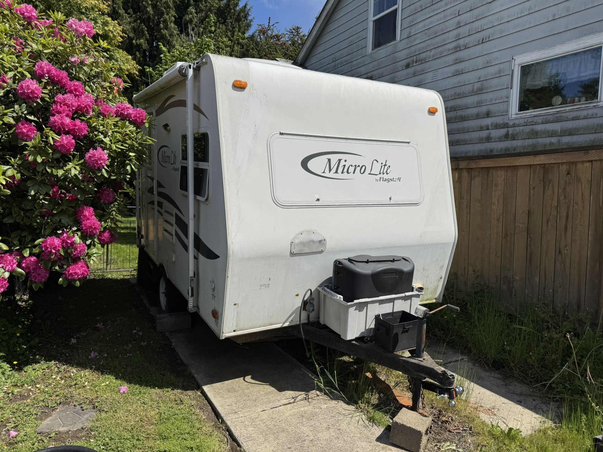 2008 Flagstaff MicroLite Travel Trailer Camper RV 14FD