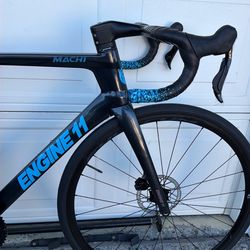 Road bike ENGINE11 Machi size 56