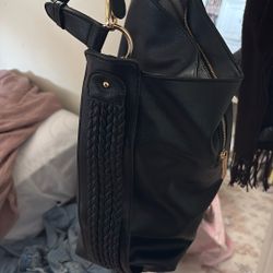 Black purse 