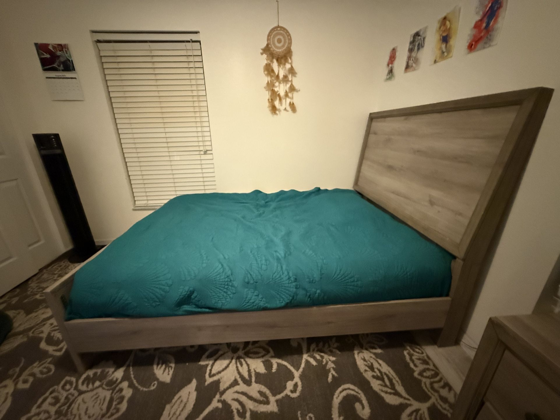 Full Gray Bed Frame (includes screws)