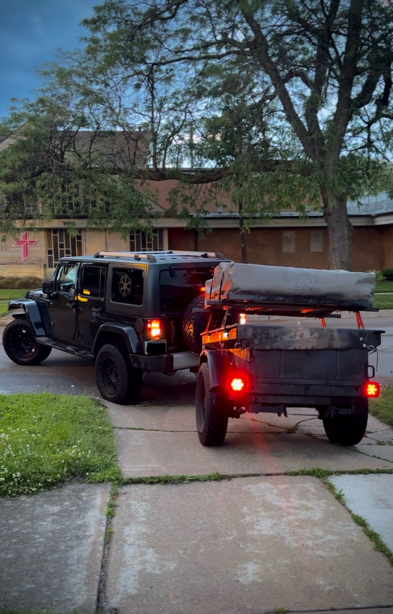 M100 Military Tent Trailer