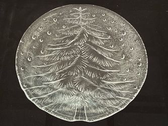 Vintage Mikasa Crystal Noel Frost glass holiday hostess platter. 8.75”