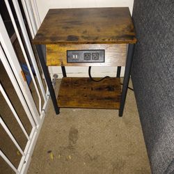 End Table With Outlets And Charging Ports