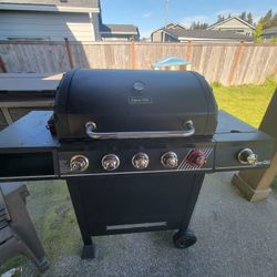3 Year Old BBQ Grill-good Condition