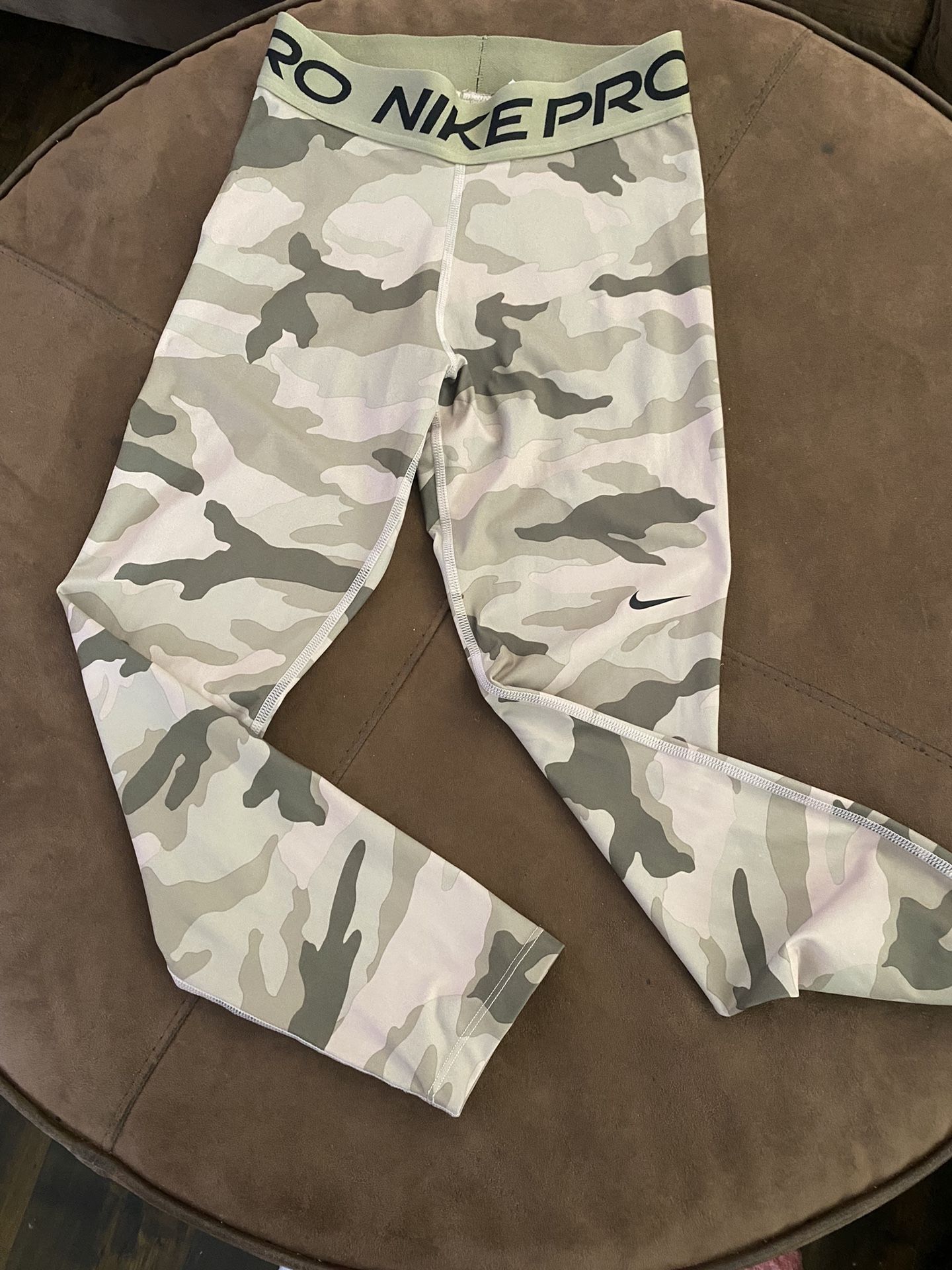 Nike Pants, Nike Pro Coolant Camo Crop Tights