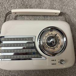 Retro Radio/ Bluetooth