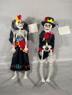 12 inch day of the dead skeletons Halloween decoration