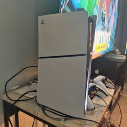 PS5 2 Controllers An Box 