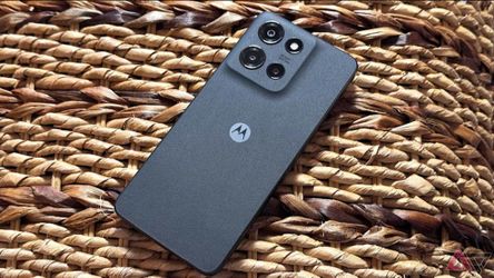 T-Mobile Motorola g 2026 still active not locked  55 bucks must pick up