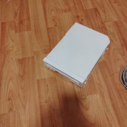 Nintendo Wii System and Accessories, BONUS Game