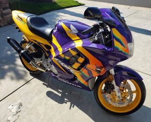 STOP HERE !!! Super Clean 1997 Honda CBR 600