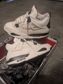 Jordan Retro 4 "Flight Club" Size 11