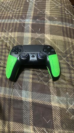 Customize PS5 controllers