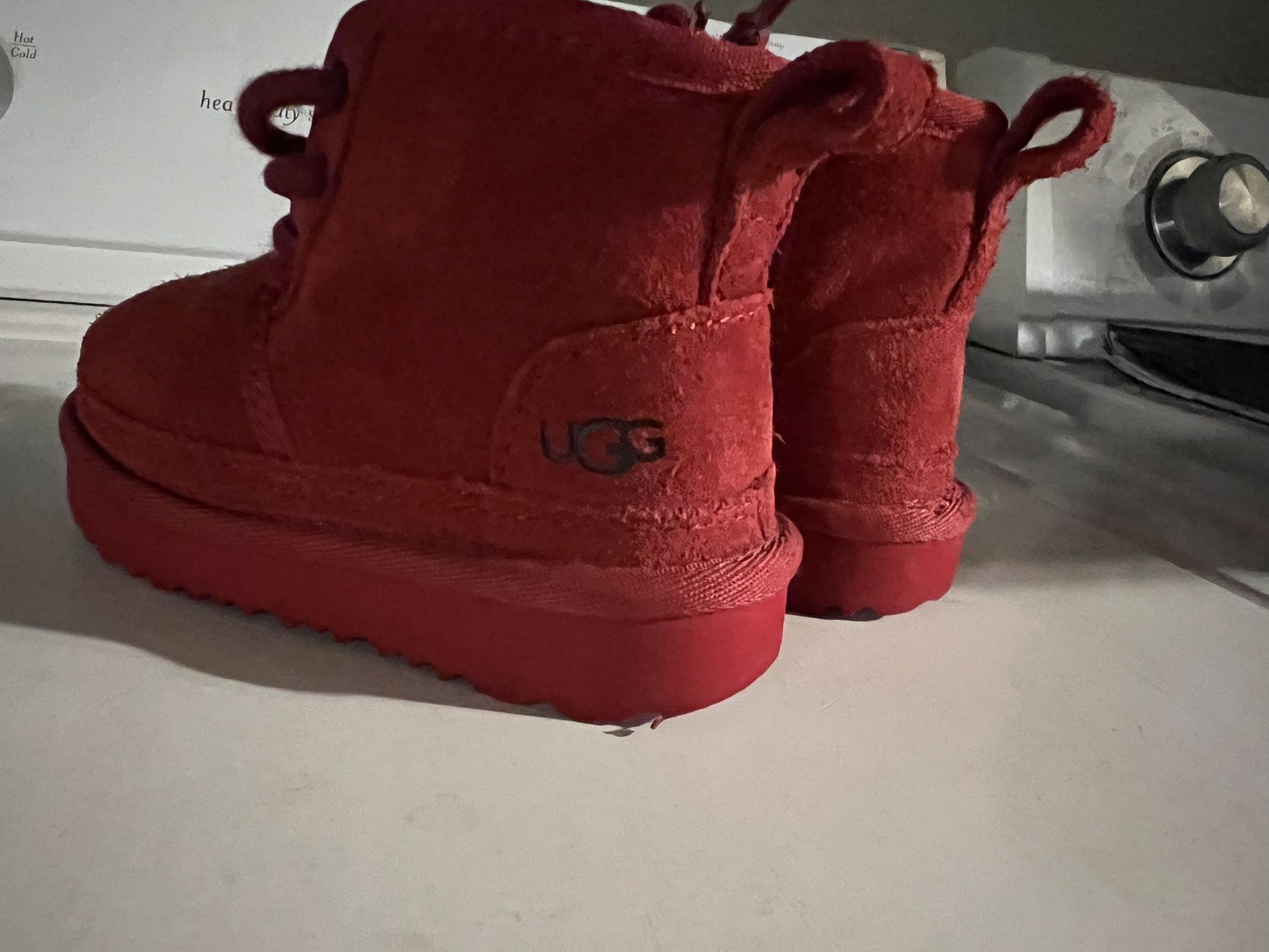 6c Toddler Uggs