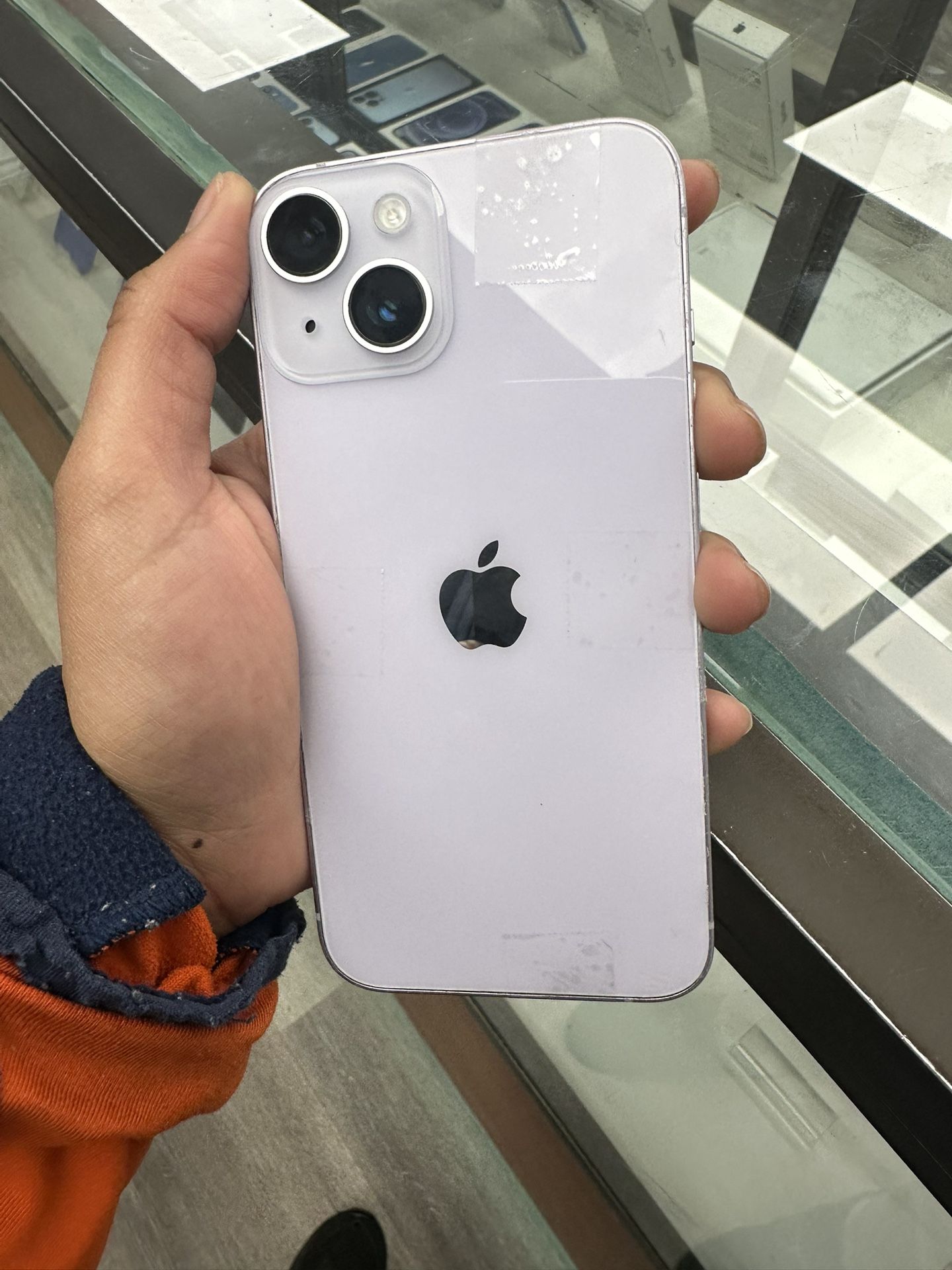 iPhone 14