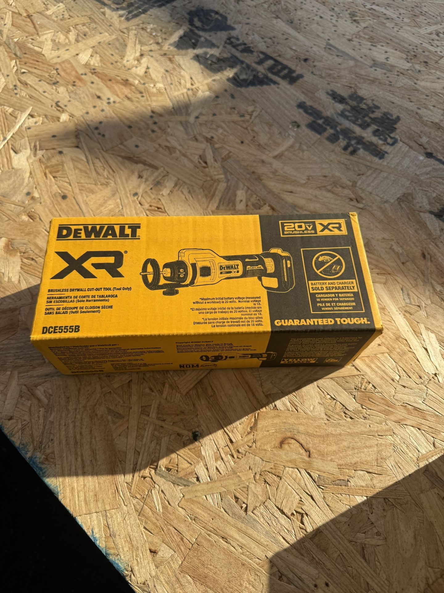 DEWALT XR 20V Lithium-Ion Cordless Rotary Drywall Cut-Out Tool (Tool Only)