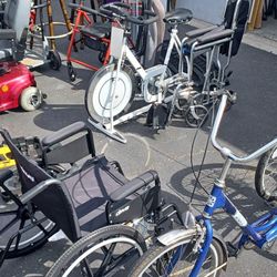 SELLING EVERYTHING SCOOTER WHEELS CHAIRS MANUAL WALKERS 805 236 436FIVE.📞📞  EXCERSIS BIKE 