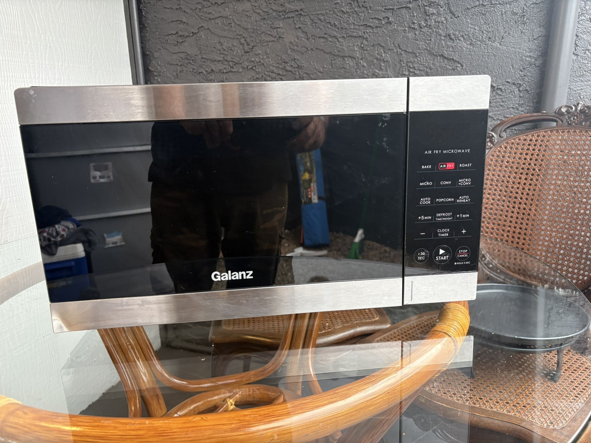 Combination microwave, air fryer, convection oven