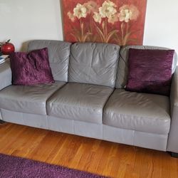 Sofa In Excellent Condition