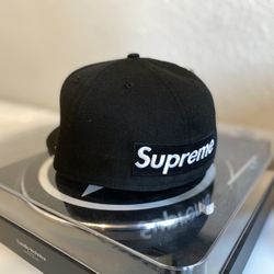 SUPREME NEW ERA BLACK CAP 7 5/8