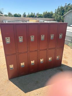 Heavy-Duty 10 Door Metal School Lockers – Commercial Grade – Great Condition