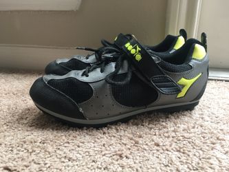 Diadora cycling shoes