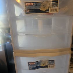 Sterilite 3 Drawers x2