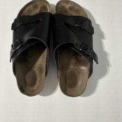 Birkenstock Black Sandals Size 37  Worn a couple times 