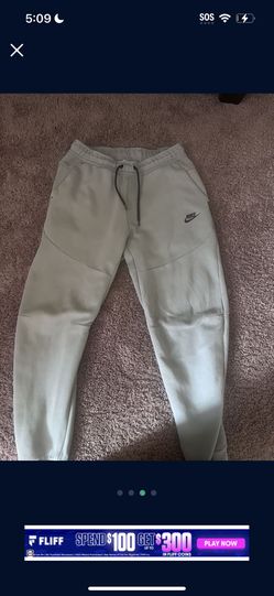 Nike Tech Sweats 